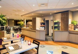 Brit Hotel Tours Sud - Le Cheops