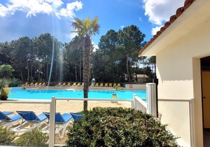 Bungalow de 3 chambres avec piscine partagee sauna et jardin amenage a Saint Jean de Monts a 3 km de la plage