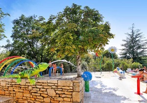 Camping Domaine de la Paille Basse***** - Mobil-Home Classic 3 Rooms 4 adults and 1 child under 12 years old