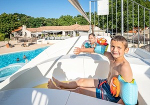 Camping Les Biches ***** - Classic 4-room mobile home 6 people