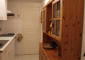 Central Apartment in Vars - 3 Rooms, Sleeps 6, Near Slopes & Shops