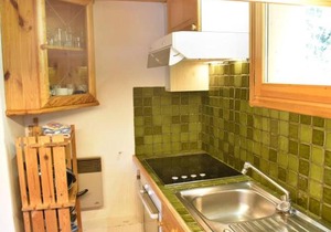 Chalet cosy 6 pers. à 100m des pistes avec garage fermé et parking, Méribel - FR-1-180-411