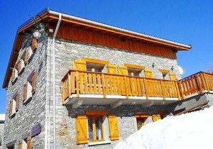 Charming Chalet in Les Menuires near Les 3 Vallees Ski Area