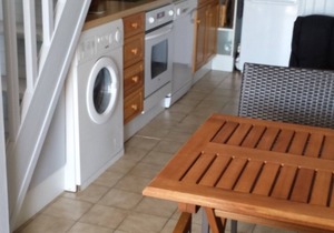 Charming Lodge for 4, Aircon, Parking, Lake View