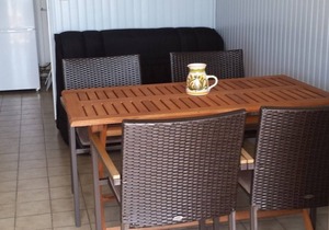 Charming Lodge for 4, Aircon, Parking, Lake View