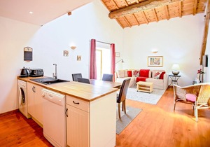 Coquelicot-Luxury accommodation with heated pool & A/C in former vigneron estate