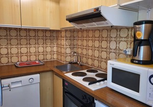 Cozy 2-Room Apartment in Cabourg Center, Balcony, Parking, Pet-Friendly