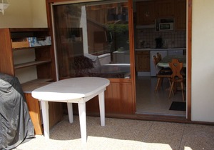 Cozy Apartment for 4-6 in Village Center with Terrace and Parking (BLA003)