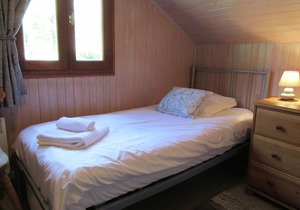 Cozy chalet in the woods of the beautiful Dordogne