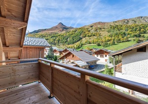 Cozy New Apartment Near Ski Lifts, Village Setting