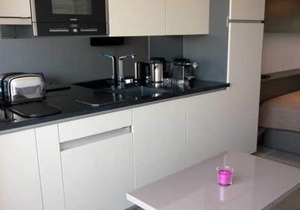 Cozy Studio with Terrace, Sea View, A/C, Parking, Wi-Fi, and Kitchen