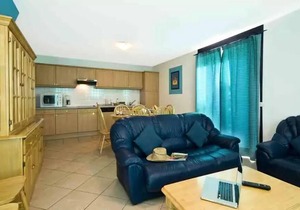 Domaine Le Clos des Oliviers - Standard 5-Room Air-Conditioned Villa for 8 People