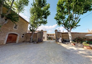 Domaine Paul Huc, 5 luxury apartments with swimming pool
