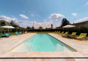 Domaine Paul Huc, the Stable, upscale apartment with pool