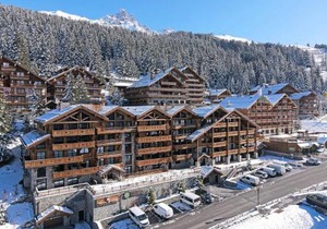 Duplex de Prestige 6 Chambres, Route du Belvédère, Skis aux Pieds, Jacuzzi & Parking Privé - FR-1-613-8