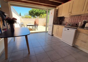 Family apartment, 4 bedrooms, 2 large terraces, 1 min walk to the beach