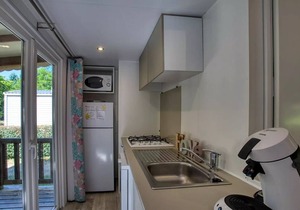 Flower Camping Le Tiradou * - Mobil-Home Premium Riviera 2 27.50m2 (2 bedrooms) + Terrace 11m2 4 persons