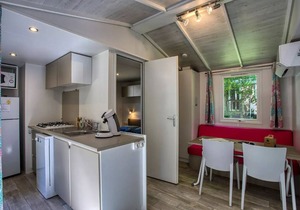 Flower Camping Le Tiradou * - Mobil-Home Premium Riviera 2 27.50m2 (2 bedrooms) + Terrace 11m2 4 persons
