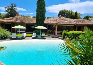 Villa Lucendiluna. 14 pers, piscine, plage 5mn en voiture