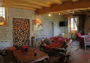 Gîte Sainte-Suzanne-et-Chammes, 3 pièces, 4 personnes - FR-1-600-179