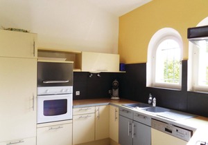 Gorgeous home in Creissan with WiFi