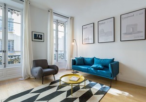 Hallmark - Location T2 - Lyon 2