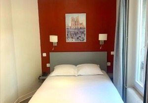 Hipotel Belgrand Edith Piaf
