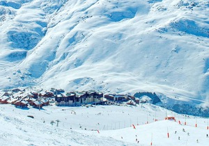Homerez - Chalet 1 km away from the slopes for 15 ppl. with jacuzzi and balcony
