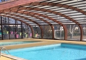 Homerez - Bungalow in Onzain with Pool