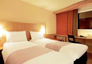 ibis Istres Trigance