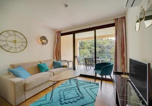 IMMOGROOM - 3 Rooms - Renovated - Pool - Air conditioning - Parking -