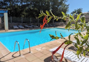 In Balazuc (classified village): 4 p gite + swimming pool and river!