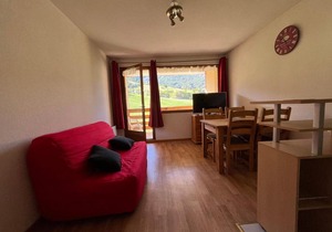 Joli T2 au pied des pistes avec garage et balcon - FR-1-165A-138