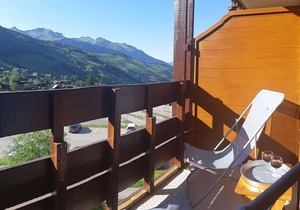 La Lauzière-Dessous 22 - Charming studio with a movable partition and a small cabin bedroom