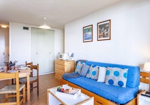 Lunik Orion by Interhome
