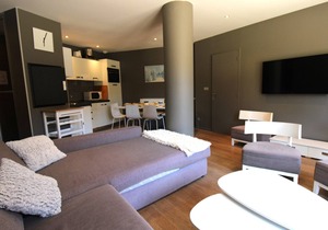 Luxurious Apartment with Sauna, Jacuzzi, and Central Location in Avoriaz - Sleeps 8
