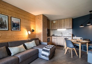 Luxury 4* Apartment with Terrace, Ski-In/Ski-Out Access, and Modern Amenities in Morzine
