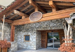 Luxury apartment in Val-d'Isère with sauna, parking and WIFI