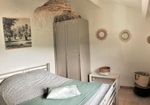 Majestic Villa in Montbrun with Private Heated Pool
