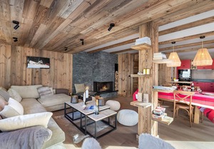 Modern Ski Apartment Near Les Menuires Lifts
