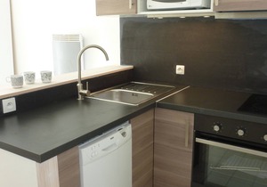 Modern studio 150 m from the sea with large terrace and garden
