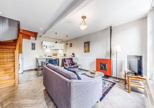 Nice home in Jaulgonne