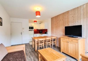 Résidence Les Pleiades - Appartement spacieux · Centre station · Parking couvert · Balcon MAE-7381