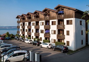 Rustic Apartment in termal town of Evian