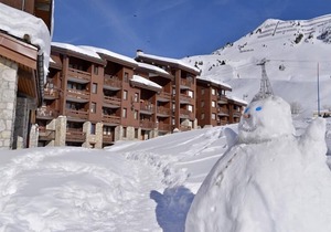 Ski-in/ski-out & foot of the slopes, view ski slopes, tv, 18m², La Plagne