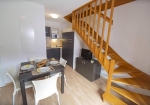 Ski-in/ski-out & foot of the slopes, swimming pool, balcony, 35m², Les Orres