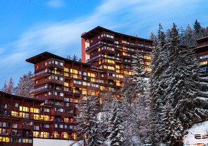 Ski-in/ski-out & foot of the slopes, fitness, swimming pool, sauna, hammam, terrace, balcony, tv