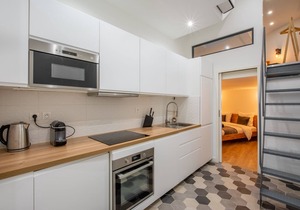 SPACIOUS apartment close to NOTRE DAME 6/8 P
