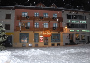 Spacious apartment 5 ppl with balcony and wifi in Lanslebourg