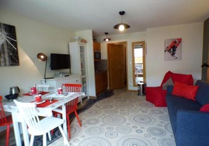 Studio avec Piscine et Jacuzzi aux Saisies, Proche du Centre, 2 Étoiles, 3 Pers. - FR-1-594-143